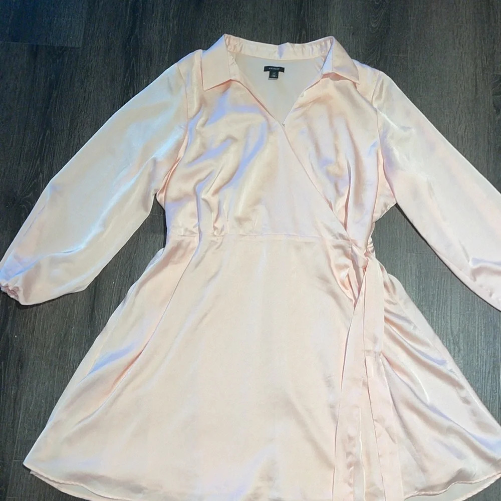 Halogen Light Pink Satin Faux Wrap Long Sleeve Shirt Dress - Picture 11 of 14
